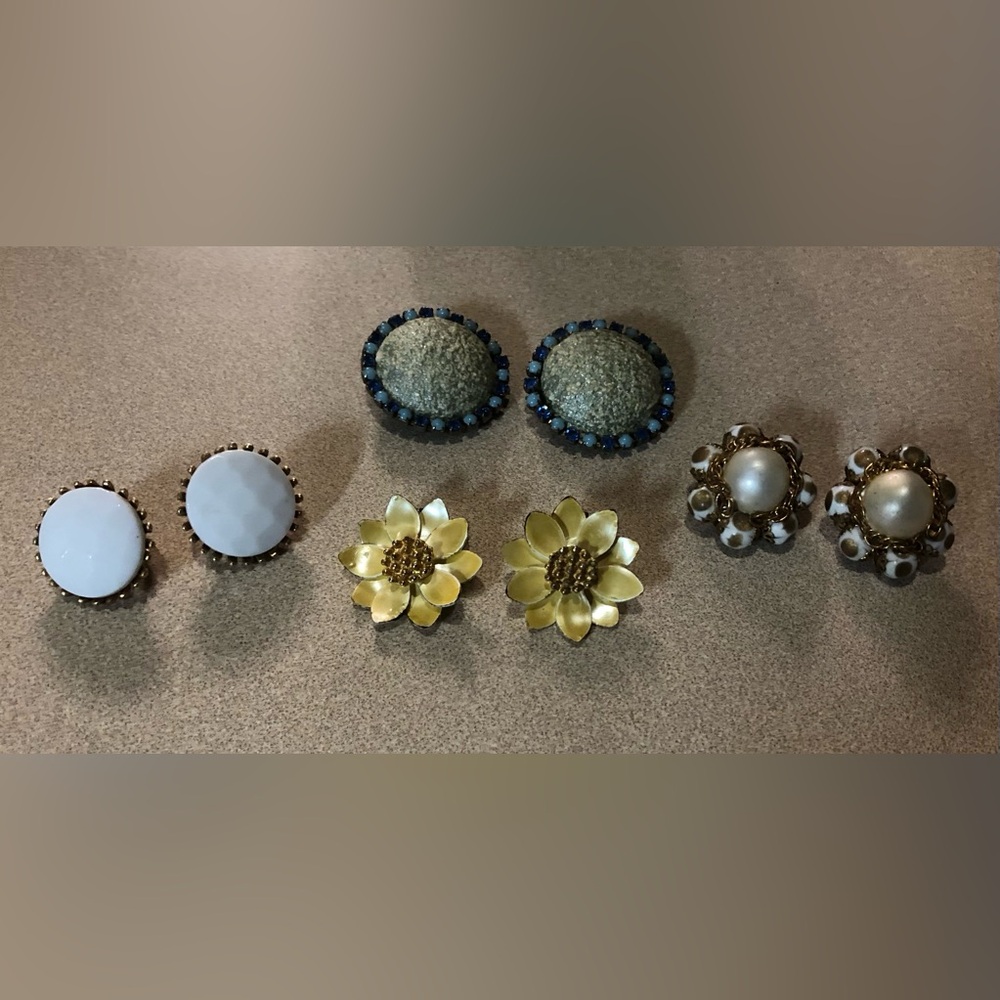 clip on earrings